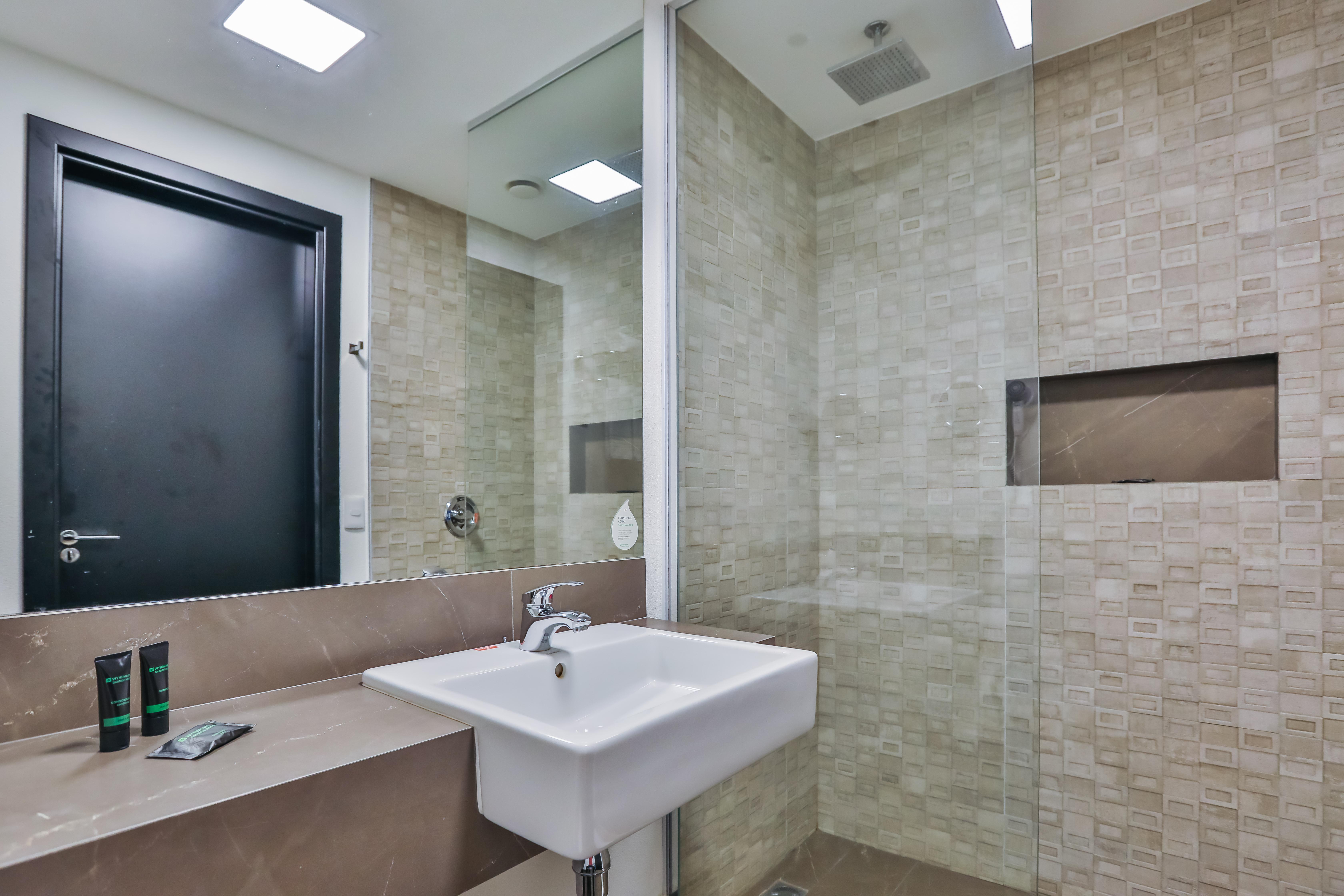 Hotel Wyndham Garden Convention 4*