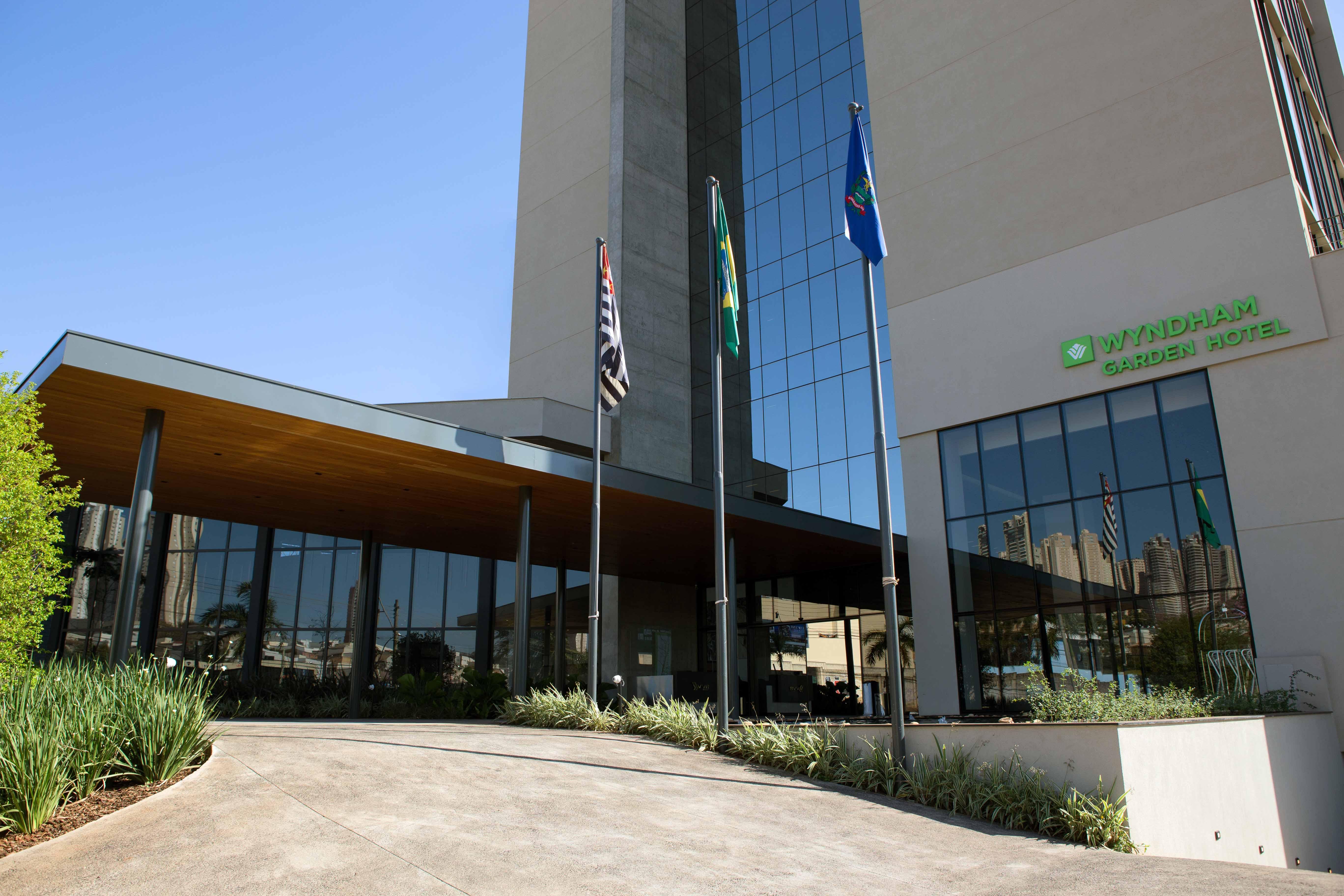 Wyndham Garden Convention 4*