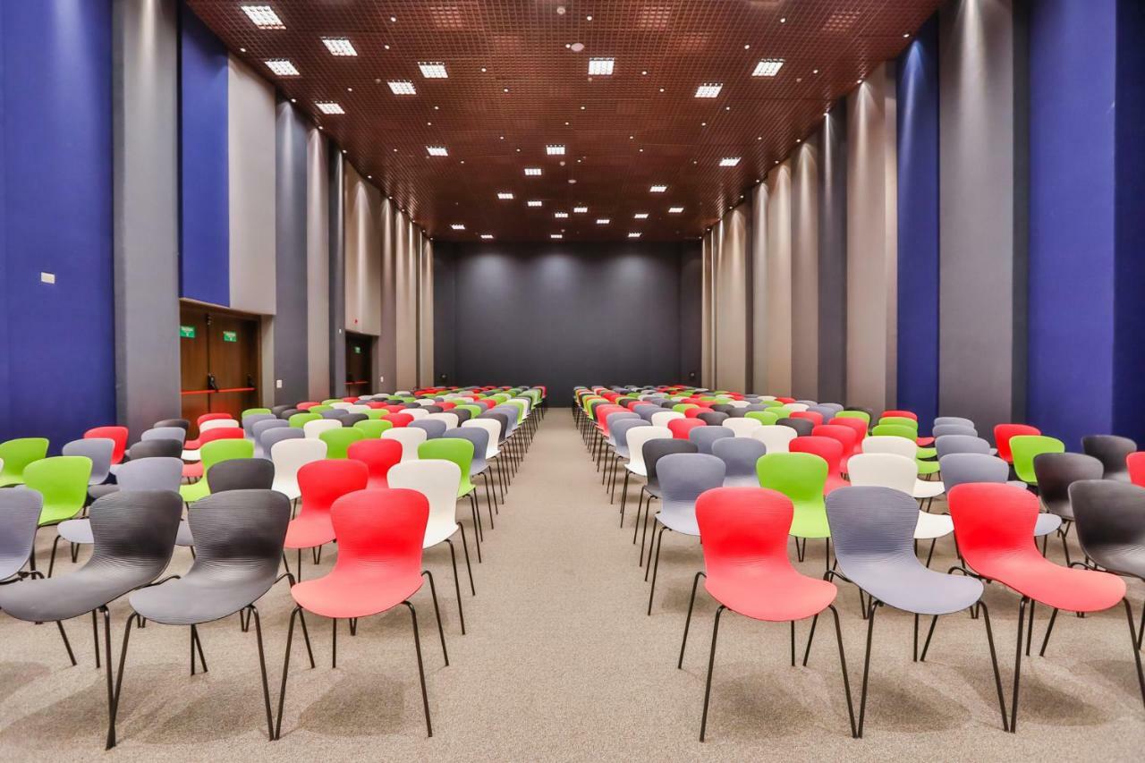 Hotel Wyndham Garden Convention 4*